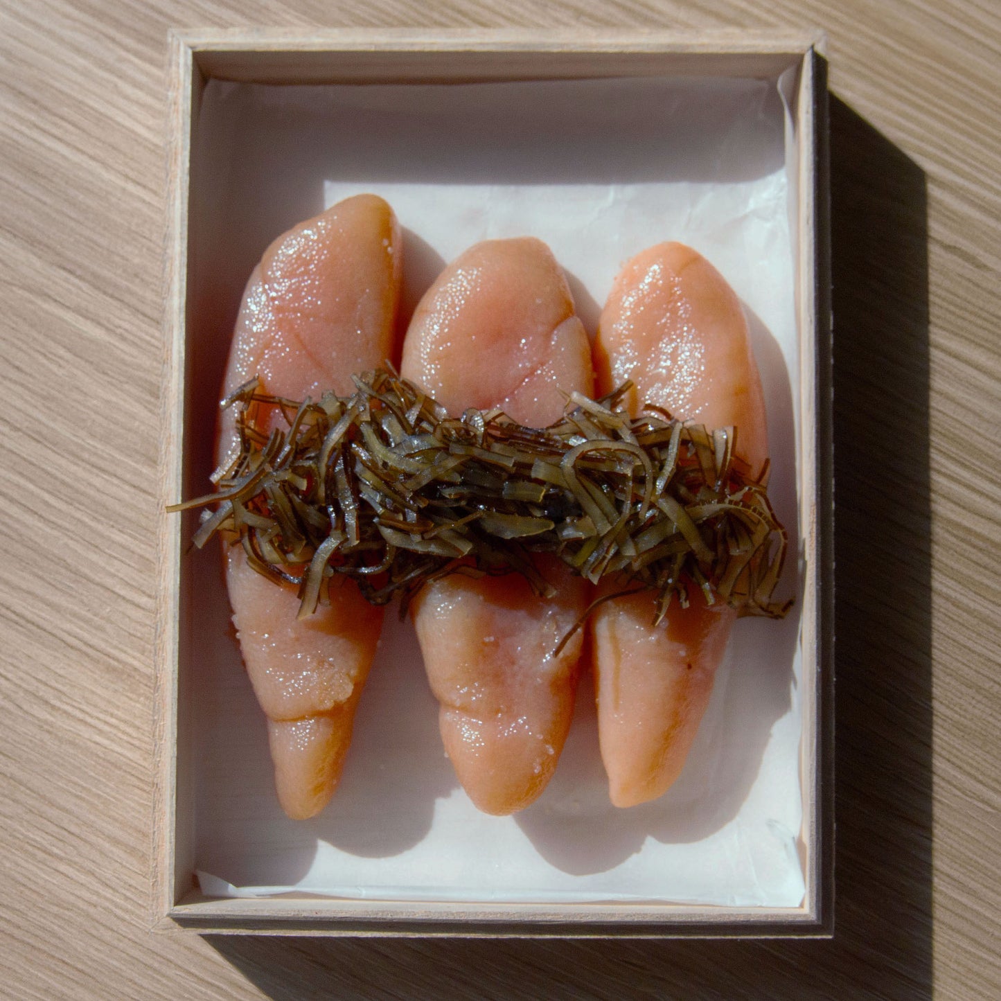<美濱屋＞博多 羅臼昆布白醤油だし仕込無着色たらこ